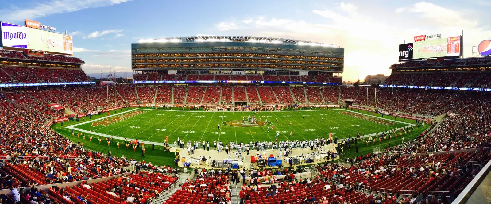 Baltimore Ravens NFL Game Day Luxury Transportation - Professional Chauffeur Service to M&T Bank Stadium Maryland