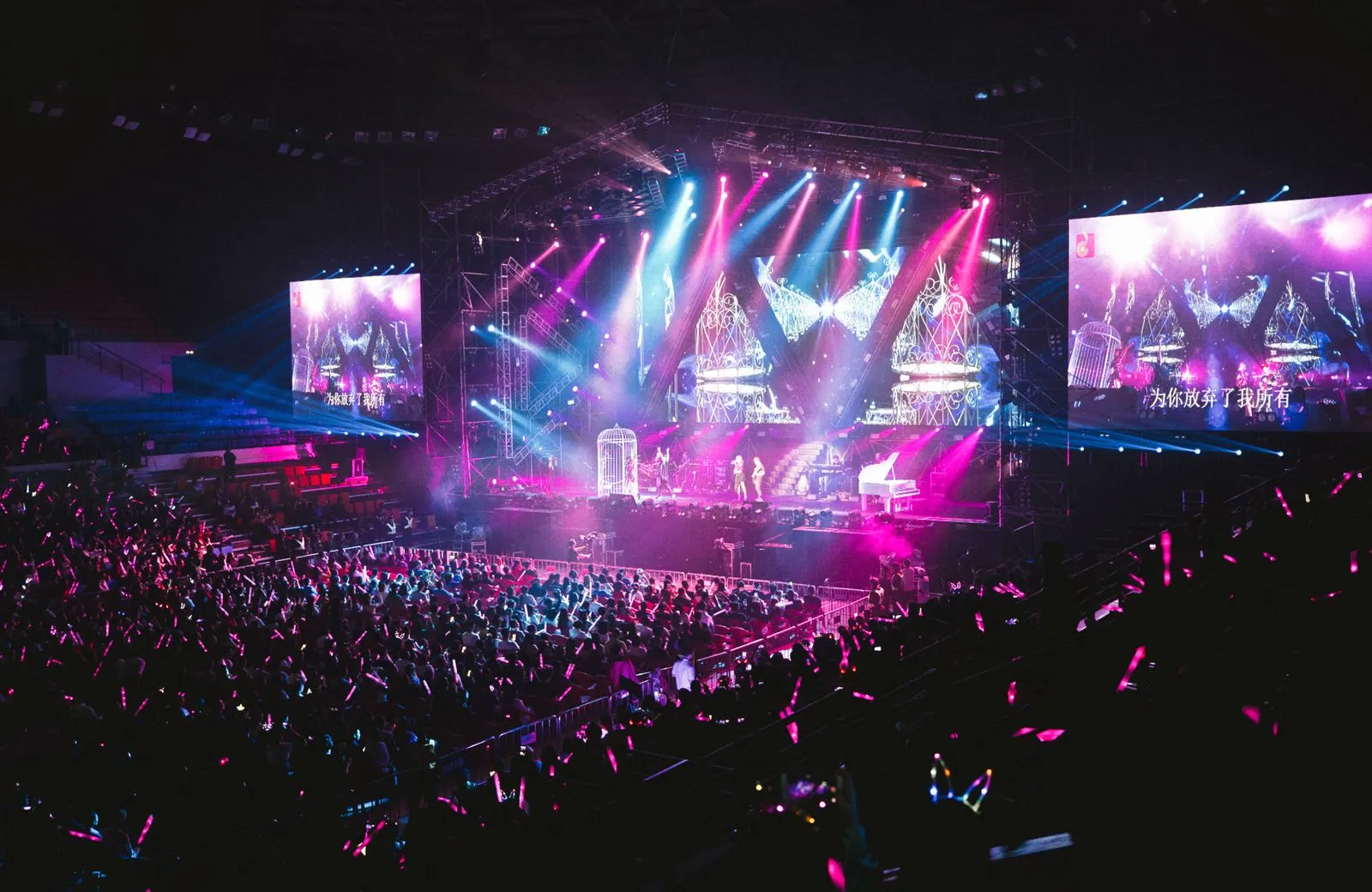 Jiffy Lube Live Bristow Virginia Concert Transportation - BWI Chauffeur Luxury Car Service to Northern Virginia Amphitheater Shows